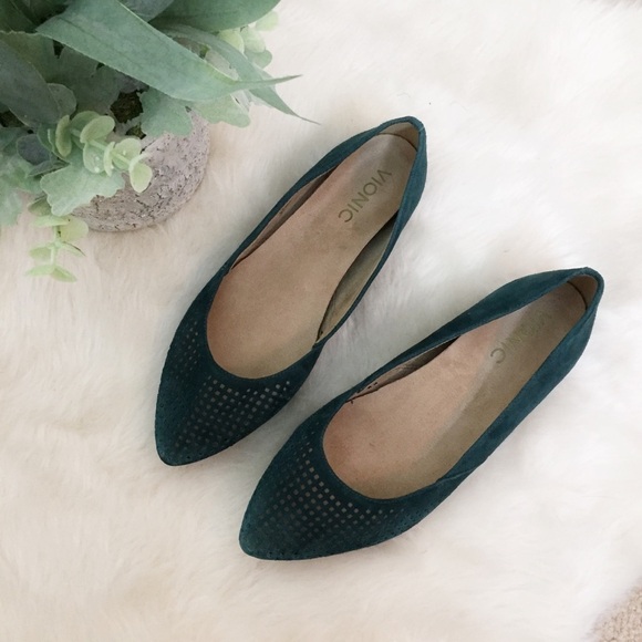 [Vionic] Forest Green Perforated Posey Flats Casual Professional Business - Picture 1 of 8